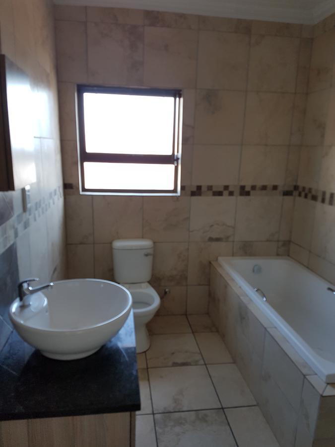 Livingatlarge Guest House Langebaan Exterior photo